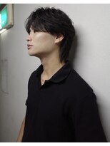 シアー 三宮(SHEER) こなれ感溢れるセンターパートウルフ