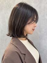 ヴィータ ヘア デザイン(Vita Hair Design)&nbsp;切りっぱなしロブ×かきあげ前髪×暗髪