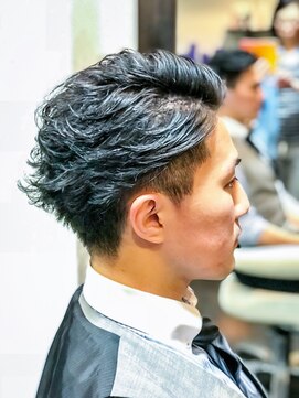 オムヘアーバイグルーマーズ(HOMME HAIR by GROOMER/S) #ビジカジ#アップバング#マッシュレイヤーHommehair2nd櫻井