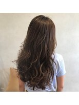ライフ ウィズ ヘア(LIFE with HAIR)&nbsp;浮遊感のある透け感ロングヘア