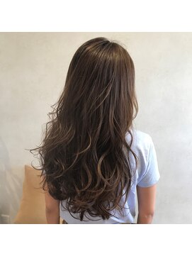 ライフ ウィズ ヘア(LIFE with HAIR) 浮遊感のある透け感ロングヘア