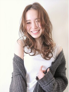 ザコーストバイネオリーブ 辻堂店(The coast by neolive) 【The coast by neolive】レイヤーロングでふわっとカール