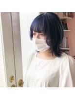 ベティ(Bettie)&nbsp;ネイビーブルー×ウルフカット