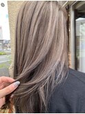 大人グレイヘアーハイライト