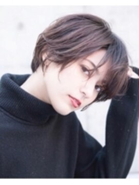 ケアリー 武蔵小杉(Carelly) 前髪かき上げイメチェンイヤリングカラーラベンダーカラーくびれ