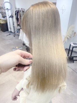 ミョンシル 艶ハイトーン◎ホワイトミルクティー