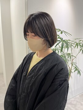 ウム(umu.) 【umu. hair salon】韓国bob×インナーシルバー