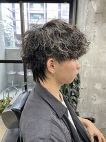 Ryu指名波巻きパーマウルフ
