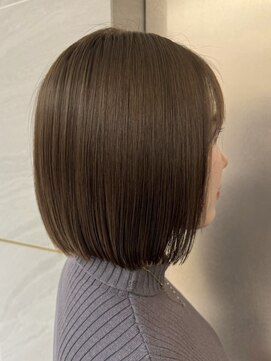 ミズチャーム(Ms.CHARM) 丸みボブ/切りっぱなしボブ/チョコレートブラウン