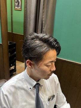 ヒロギンザバーバーショップ 丸の内店(HIRO GINZA BARBER SHOP) ツーブロック 東京 丸の内 大手町