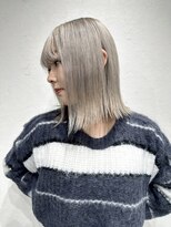 イノセンス 西宮北口店(innocence)&nbsp;【ホワイトベージュに切りっぱなしボブ】