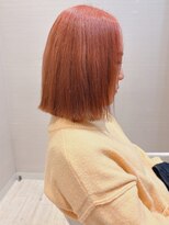 コーエン(cowen) 外ハネ切りっぱなしボブ美髪ピンクベージュ似合わせカット30代