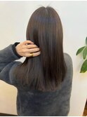大人シアーベージュミニウルフボブミディアムレイヤー