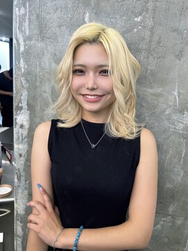 キング 高槻(K!ng) 縮毛矯正髪質改善ハイライトレイヤーカット高槻美容室エクステ