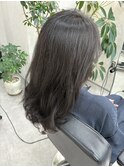 カーキグレージュ × セミロング【神永】