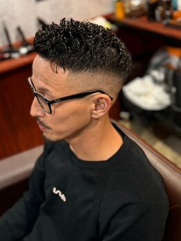 バロン(BARON)の写真/清潔感×再現性で印象UP。髪も頭皮も整う大人のビジネスマン専用プライベートサロン《BARON》