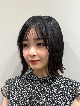 ヘレナトウキョウ(Helena Tokyo) 上品ボブ フレアボブ  ミニボブ 外はね　ダークブラウン