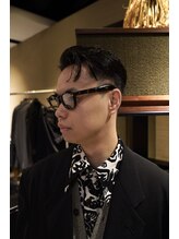 ビジネスシーンにも役立つ仕事ができる男を演出【難波/メンズサロン/メンズカット/メンズパーマ】