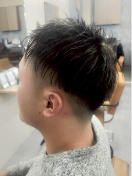 テトテ 六甲道(tetote) 【六甲道 / 灘 / 永吉】刈り上げ×スパイキーショート