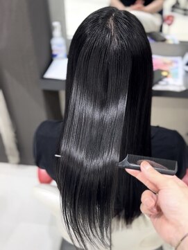 アース 名駅サンクチュアリ(HAIR&MAKE EARTH) ツヤと透明感のあるロングヘア