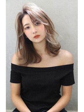 アリュールヘアー ヴィヴィ(ALLURE hair vivi) 【ALLURE】ハイライトカラー_レイヤーボブ_ミディアムレイヤー