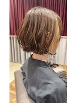 ボニークチュール(BONNY COUTURE)&nbsp;インナーカラーハイライト・切りっぱなしワンレン＿神戸