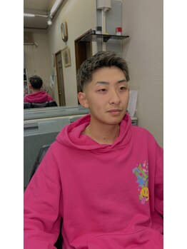 竹内理容の写真/【トータルで整える男の嗜み】髪・眉・髭。プロのトータルデザインで、清潔感溢れるワンランク上の自分へ。