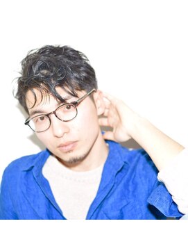 サロンドカーロ(SALON’ DE CARO) インテリ風メンズショート