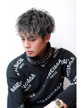 シン(syn) スパイラルパーマ/ツイストスパイラルパーマ/波巻きパーマ