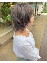 ブレス(Bless)&nbsp;ウルフカット×グレー