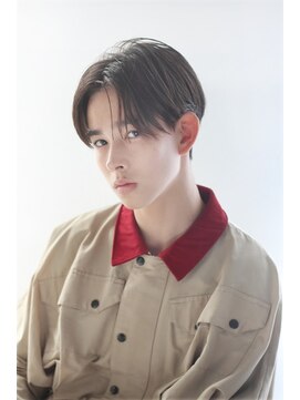 モッズヘア MEN 横浜元町店 ナチュラルセンターパート