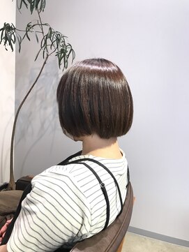ワ ヘアー(wa-hair) 梅雨時期お悩み改善ショートスタイル×アースカラー×小顔艶ボブ