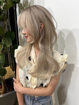 メリー オオサカ(Merly Osaka) くびれが可愛いスタイル！_white white beige_