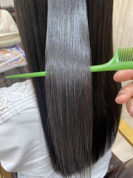 スピニングヘアティアナ(spinning hair Tiana.)の写真/【高城/選べるトリートメント】髪の状態に合わせた本格ケアでクセやうねりを解消、美しいうるつや髪に＊