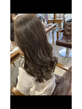 レイリー(LAiLy) 華やか巻き髪　ロング　透明感艶カラー