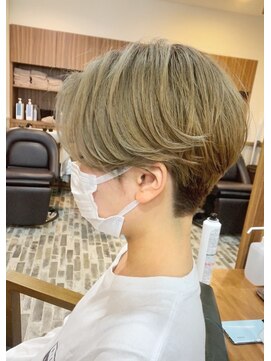 リビング(LiVing) レディース刈り上げショート