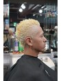 ツークツワンク バーバー 新宿(ZUG2WANG BARBER)&nbsp;easypunkブリーチ一回で作る動きのあるトレンドスタイル