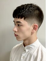 スー(suu)&nbsp;Koreaフェード刈り上げスキンフェード黒髪ベリーショート