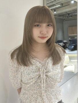 ローエ バイ デコ(Rohe by DECO) 【kira】オリーブベージュ/レイヤーカット