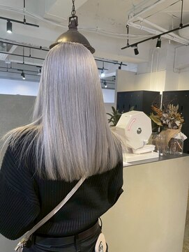 メリー オオサカ(Merly Osaka) white silver