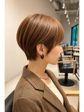 プラスイズム ヴェレン(PLUSISM Velen) 大人くびれショート