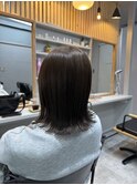 切りっぱなしミディアムボブ