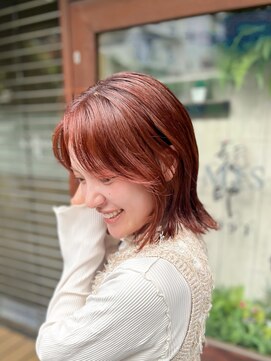 髪師 ケンジロウ(Kenjiro) ミディアムスタイル[オレンジ］