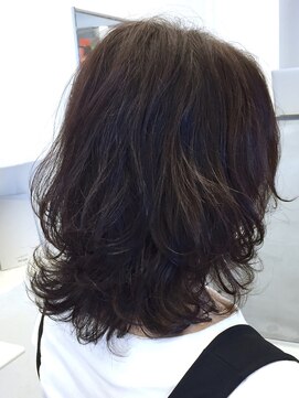 ミッテル(mittell) ミディアムのパーマヘア【mittell】