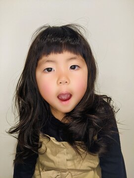 アルス ウィズ アクロス オモテサンドウ(aluss with AKROS omotesando) kidsヘアースタイル