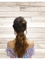 アクアヴィタエ(Aqua vitae)&nbsp;10代、20代、30代編み込みポニーヘアセット