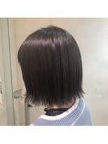 レンジシキチジョウジ (RENJISHI KICHIJOJI) 切りっぱなしボブ【RENJISHI AKN】