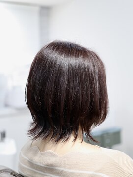 エマ(Emma) 可愛い外ハネショートボブ