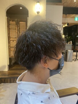 チリンバイロストシティー(Chillin by LOSTCITY) スパイラルパーマ