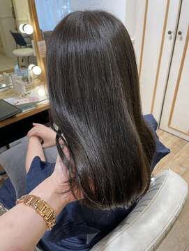 ネオリーブ チロル 横浜西口店(Neolive CiroL.) ブリーチなし　艶グレージュ